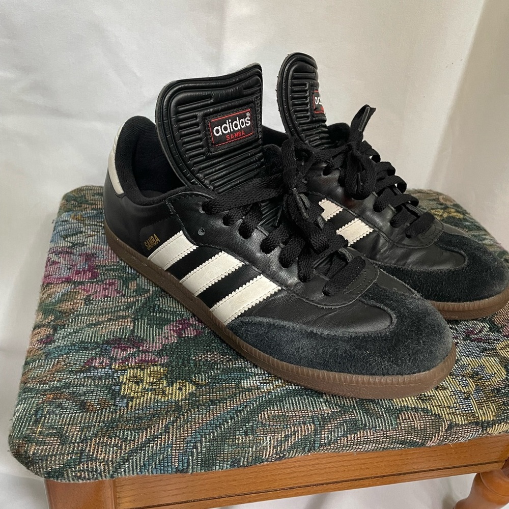 Adidas Sambas. Men’s Size 7.
